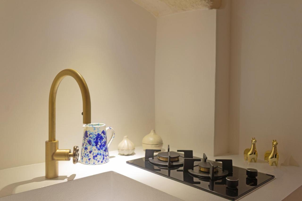 Eurydice Suite With Infinity Jacuzzi Ostuni Exterior photo